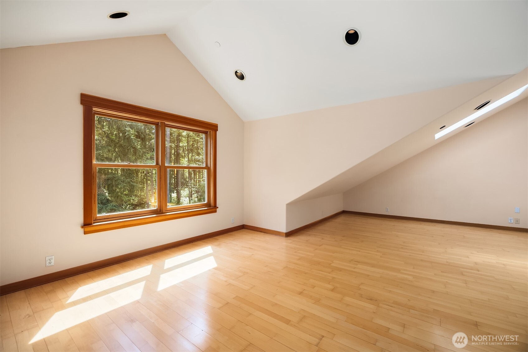 18305 121st Avenue SW, Vashon, WA 98070