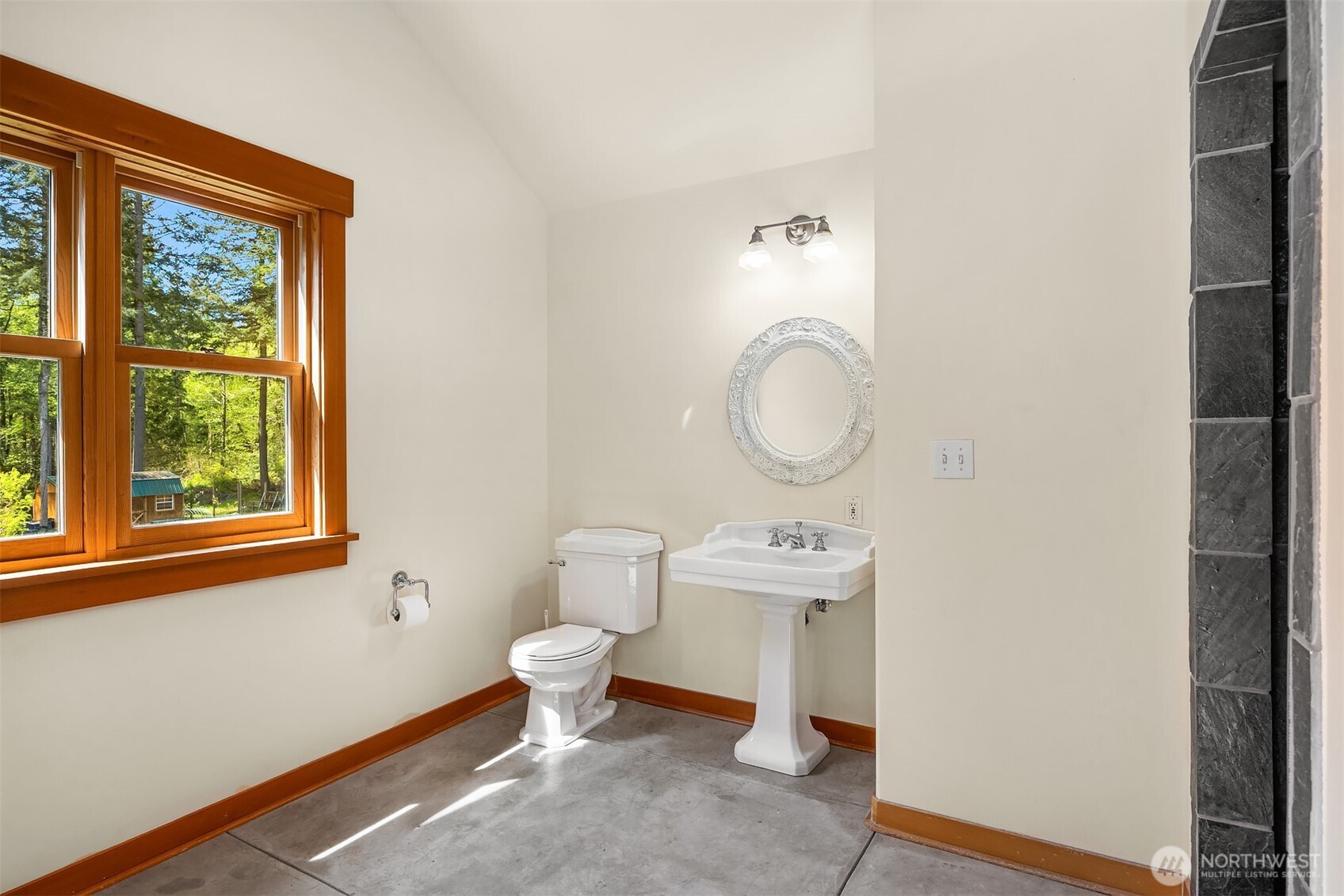 18305 121st Avenue SW, Vashon, WA 98070