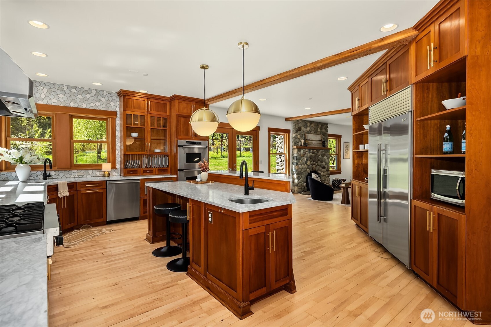 18305 121st Avenue SW, Vashon, WA 98070