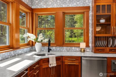 18305 121st Avenue SW, Vashon, WA 98070 - Photo 10