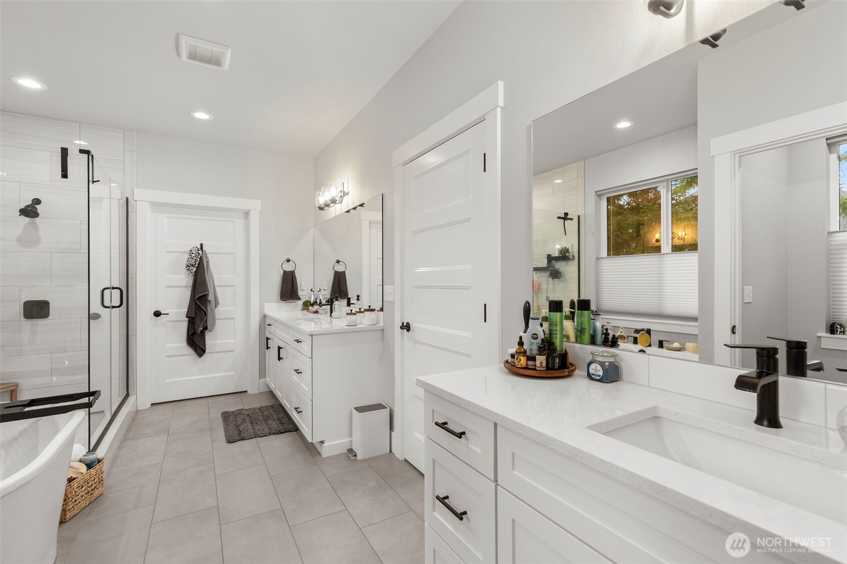 5040 Coppermill Court NE, Olympia, WA 98516