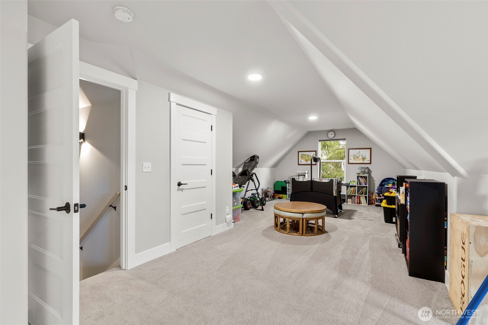 5040 Coppermill Court NE, Olympia, WA 98516