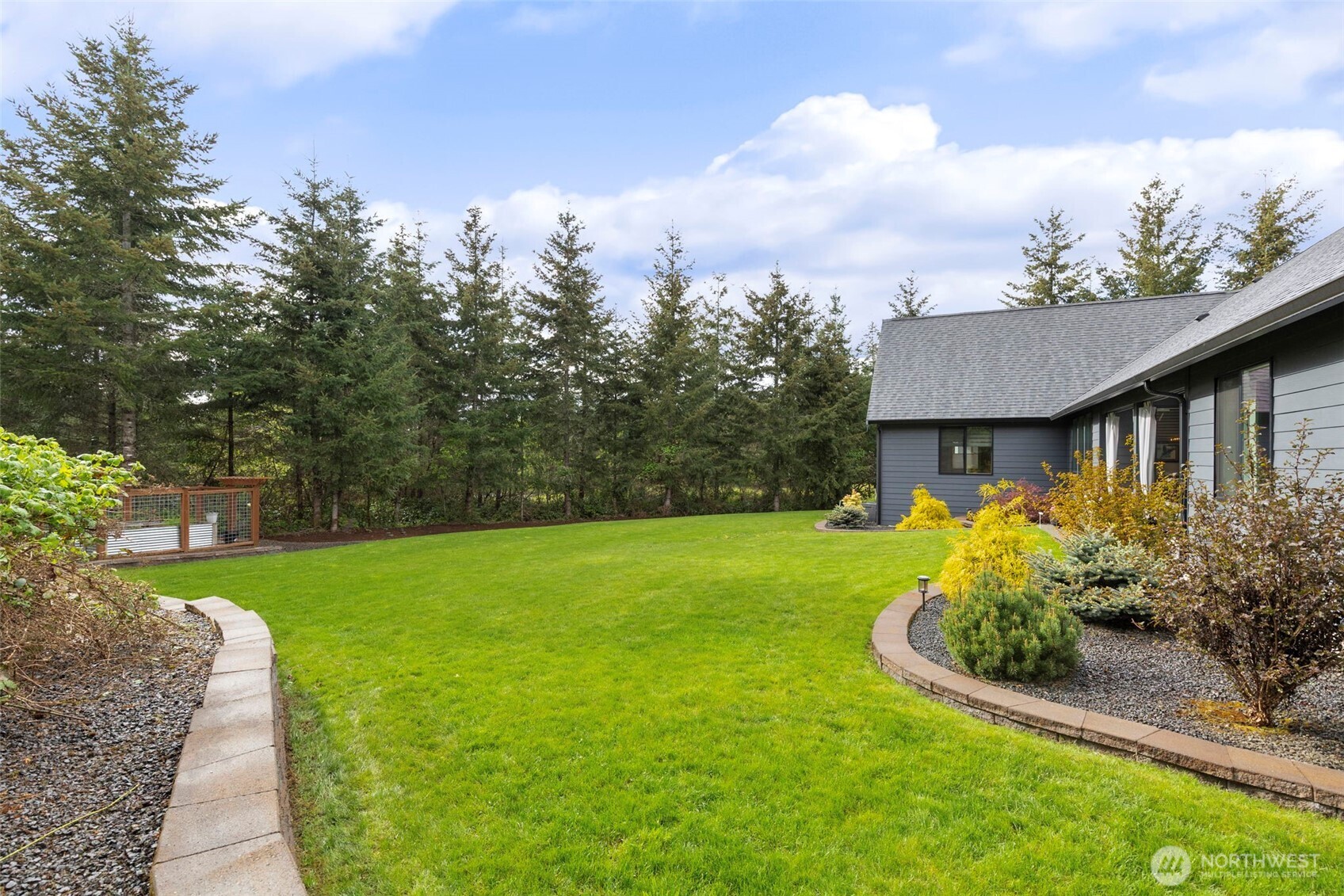 5040 Coppermill Court NE, Olympia, WA 98516