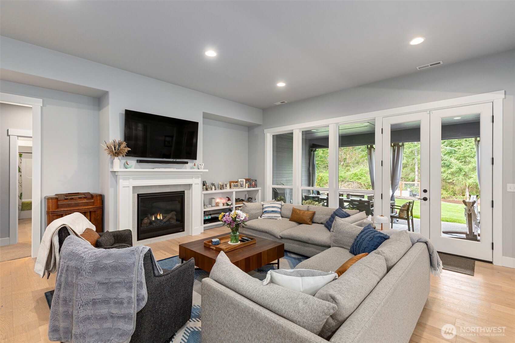 5040 Coppermill Court NE, Olympia, WA 98516