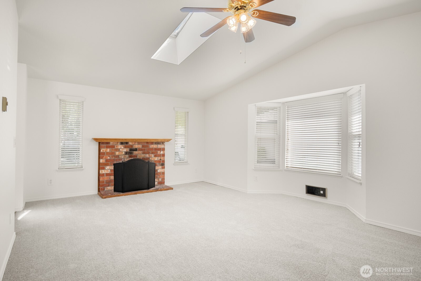 26711 218th Avenue SE, Maple Valley, WA 98038