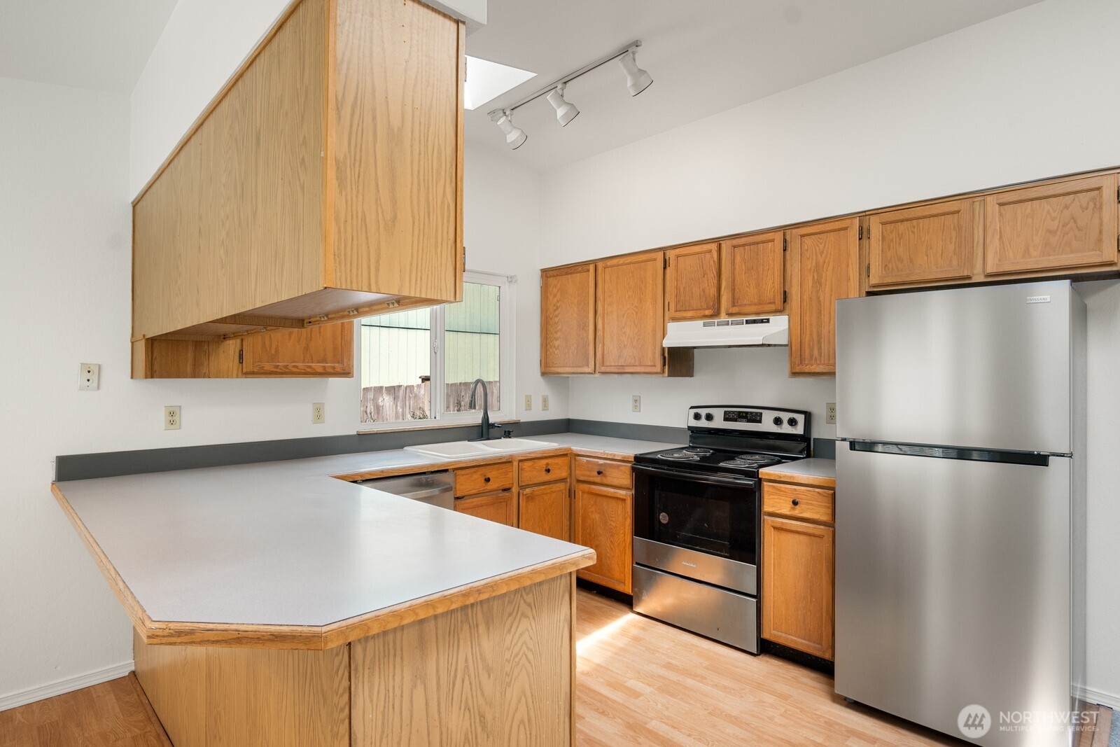 26711 218th Avenue SE, Maple Valley, WA 98038