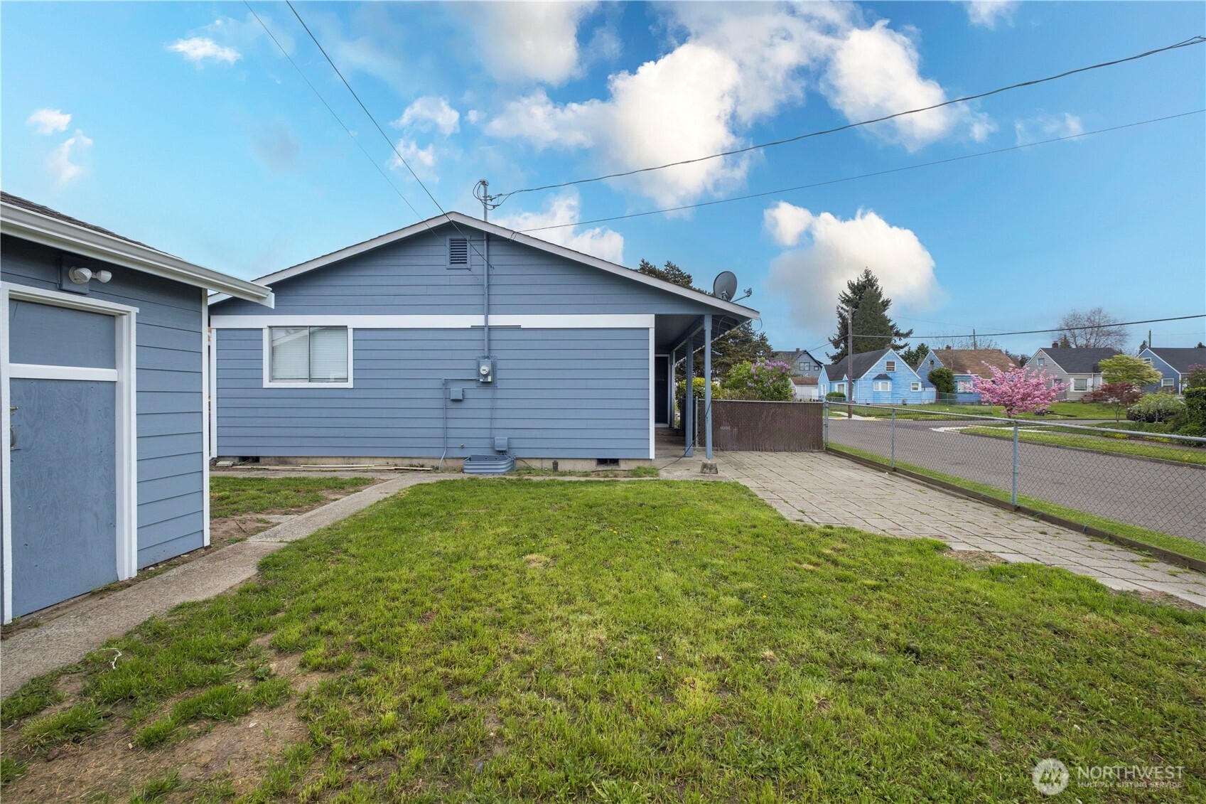 5676 S I Street , Tacoma, WA 98408