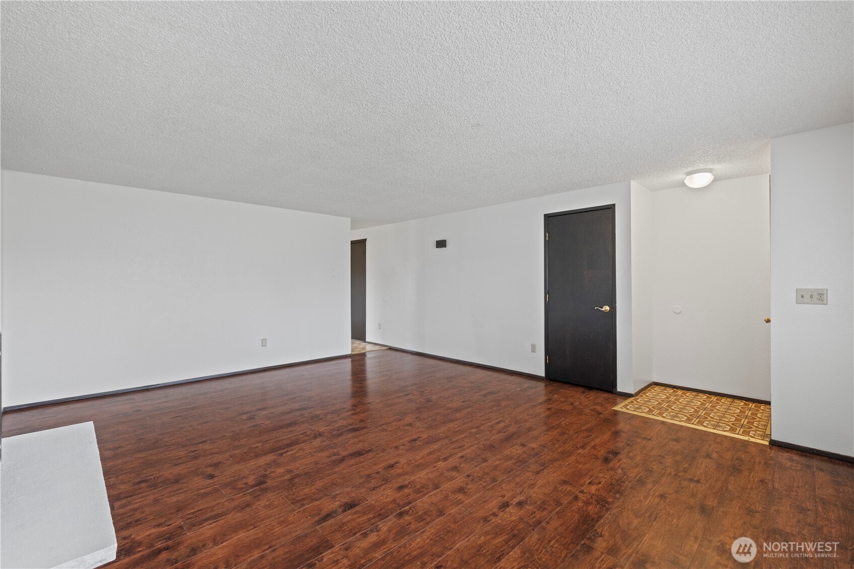 5676 S I Street , Tacoma, WA 98408