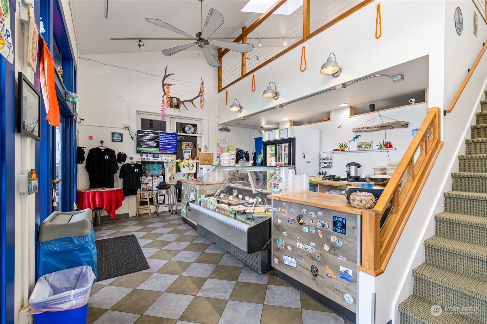 25960 Central Avenue NE, Kingston, WA 98346