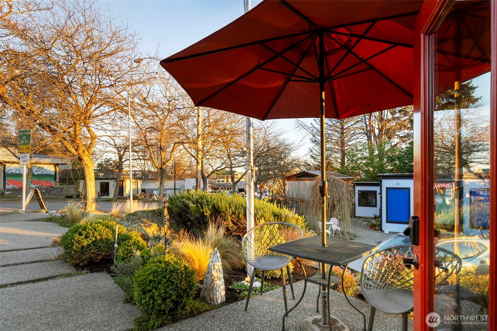 25960 Central Avenue NE, Kingston, WA 98346