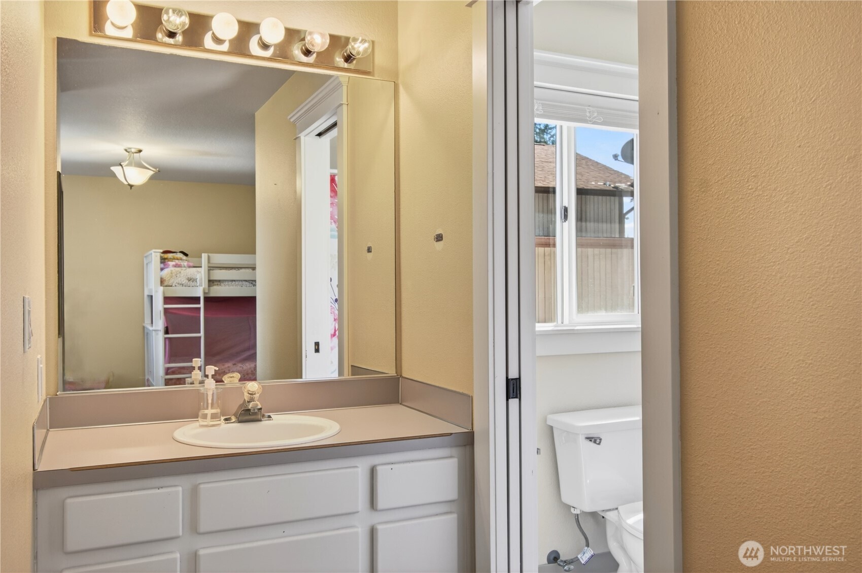 2523 Peters Drive , Longview, WA 98632
