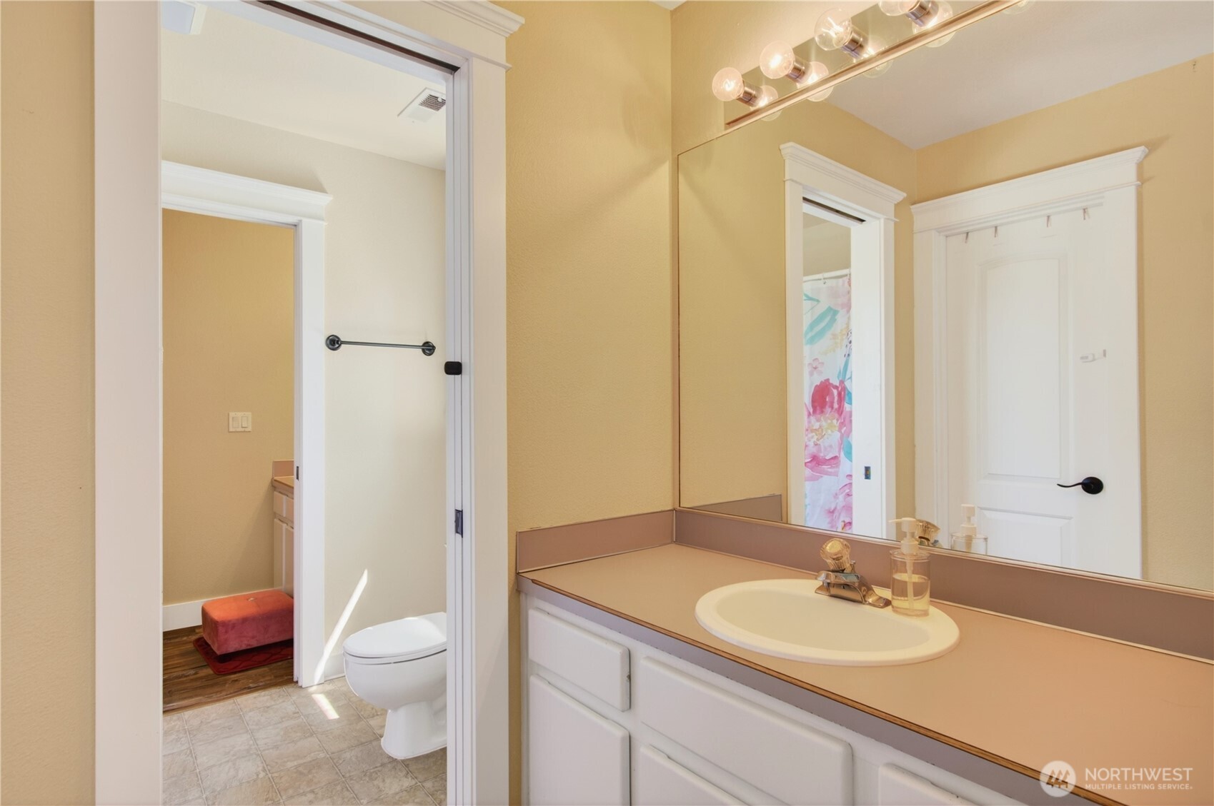 2523 Peters Drive , Longview, WA 98632
