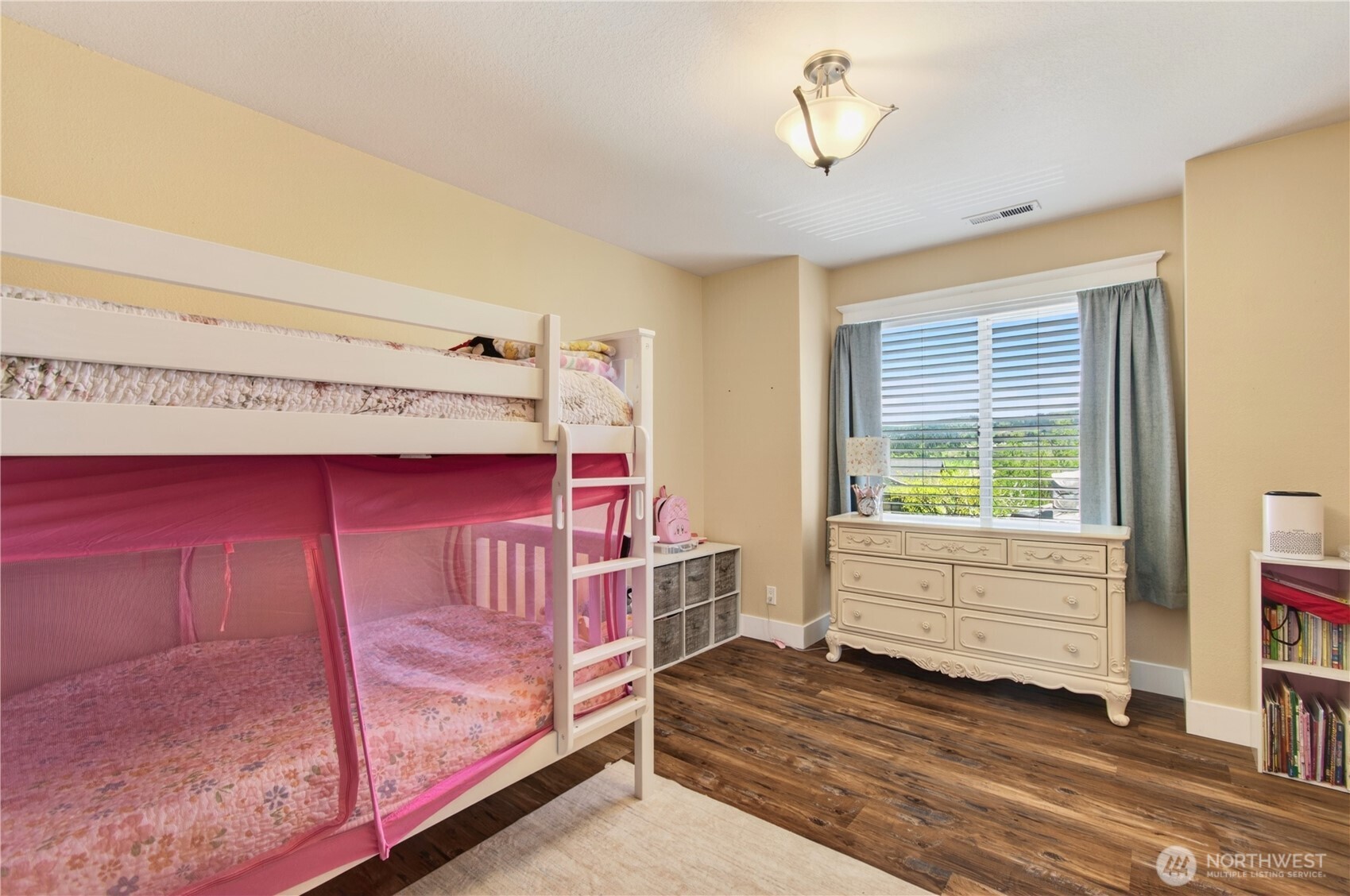 2523 Peters Drive , Longview, WA 98632