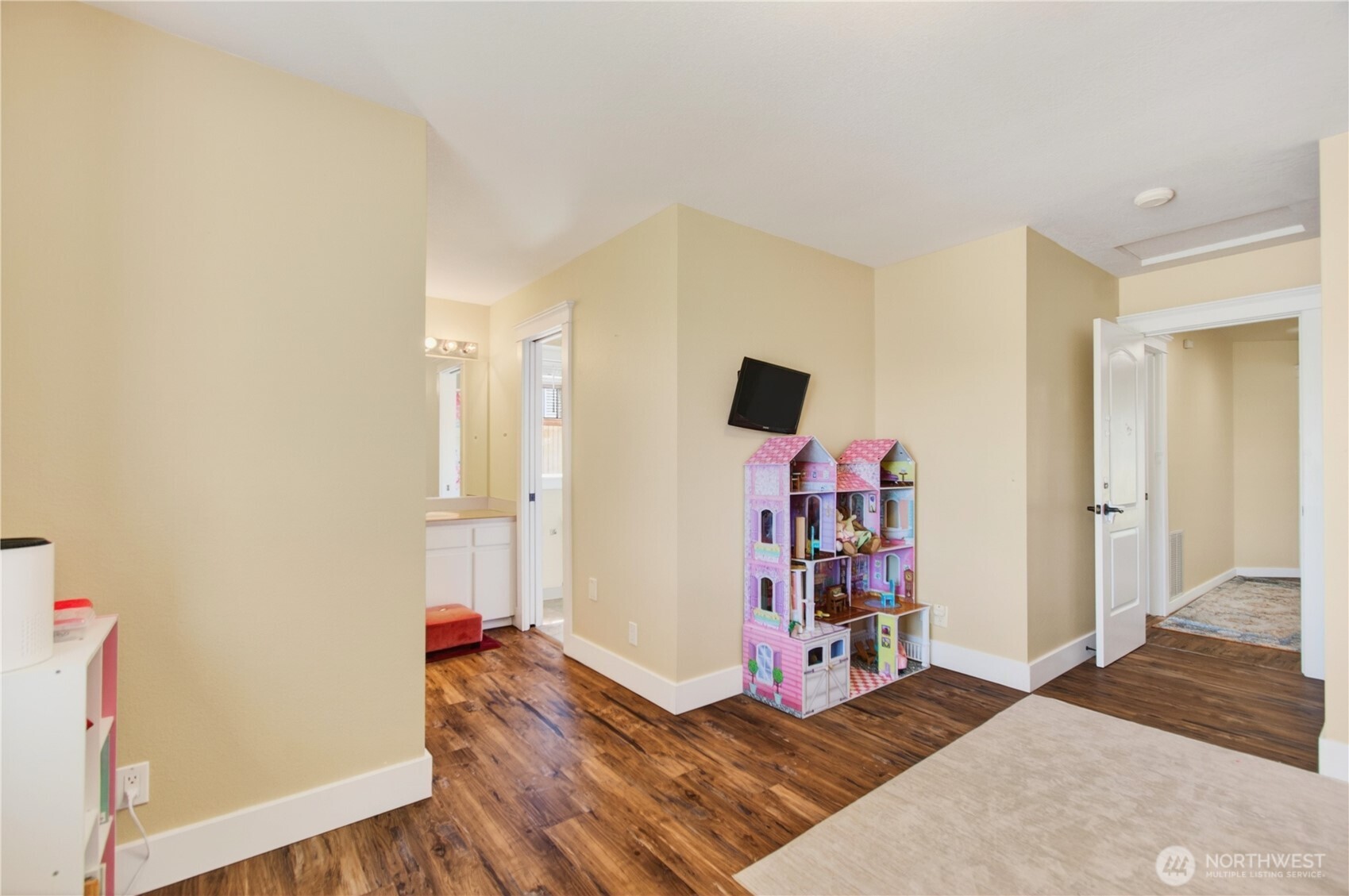 2523 Peters Drive , Longview, WA 98632
