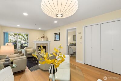 12345 Roosevelt Way NE #209, Seattle, WA 98125 - Photo 2
