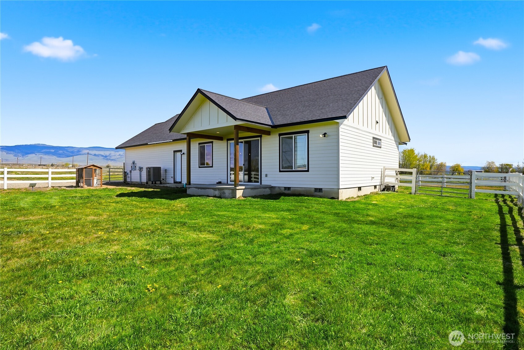 2081 Howard Road , Ellensburg, WA 98926