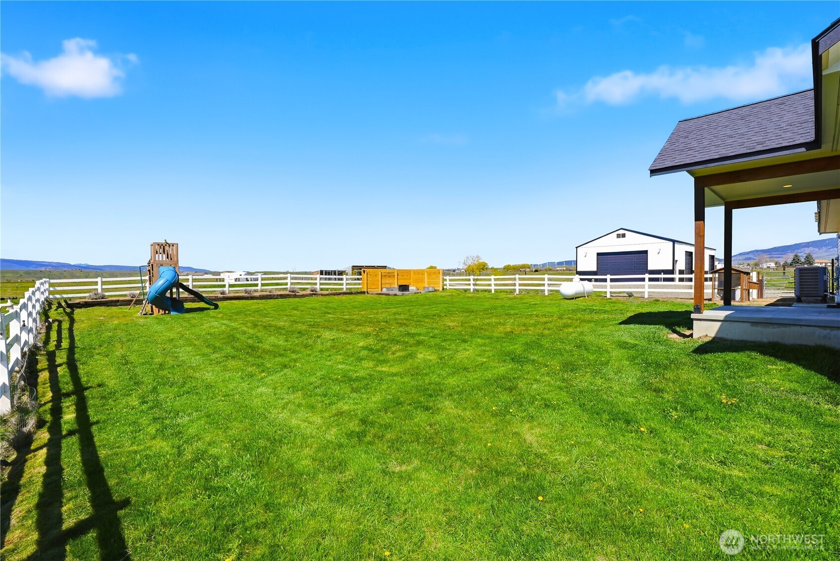 2081 Howard Road , Ellensburg, WA 98926