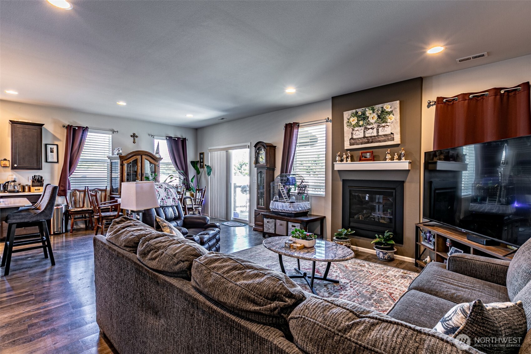 830 Maple Lane SW, Orting, WA 98360-8209