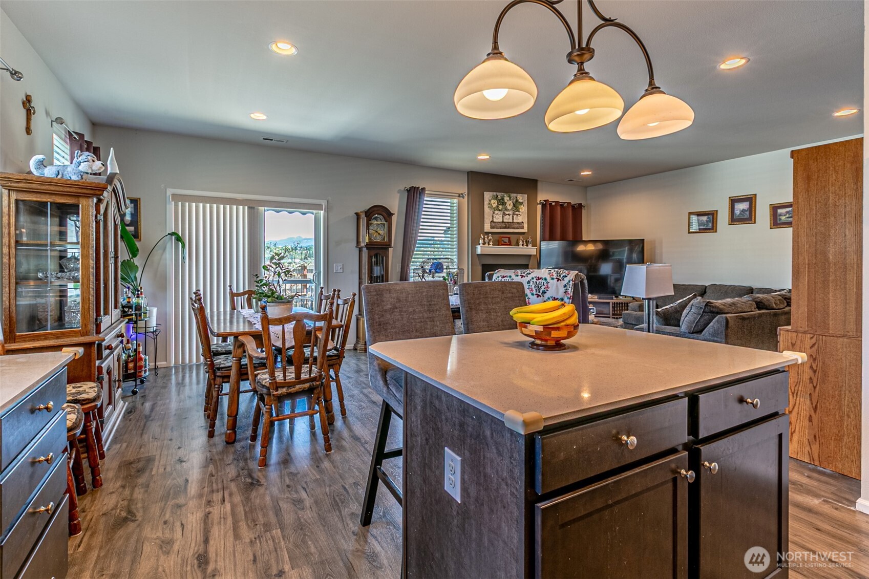 830 Maple Lane SW, Orting, WA 98360-8209