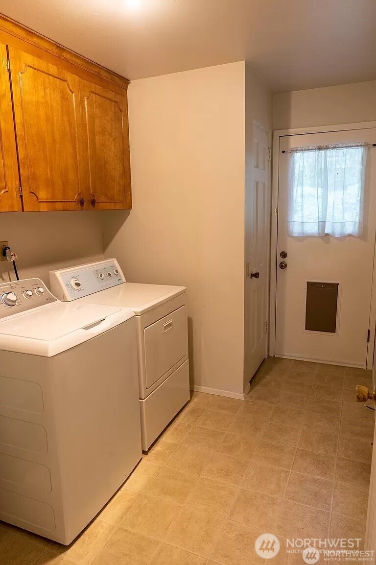 233 130th Avenue NE, Bellevue, WA 98005