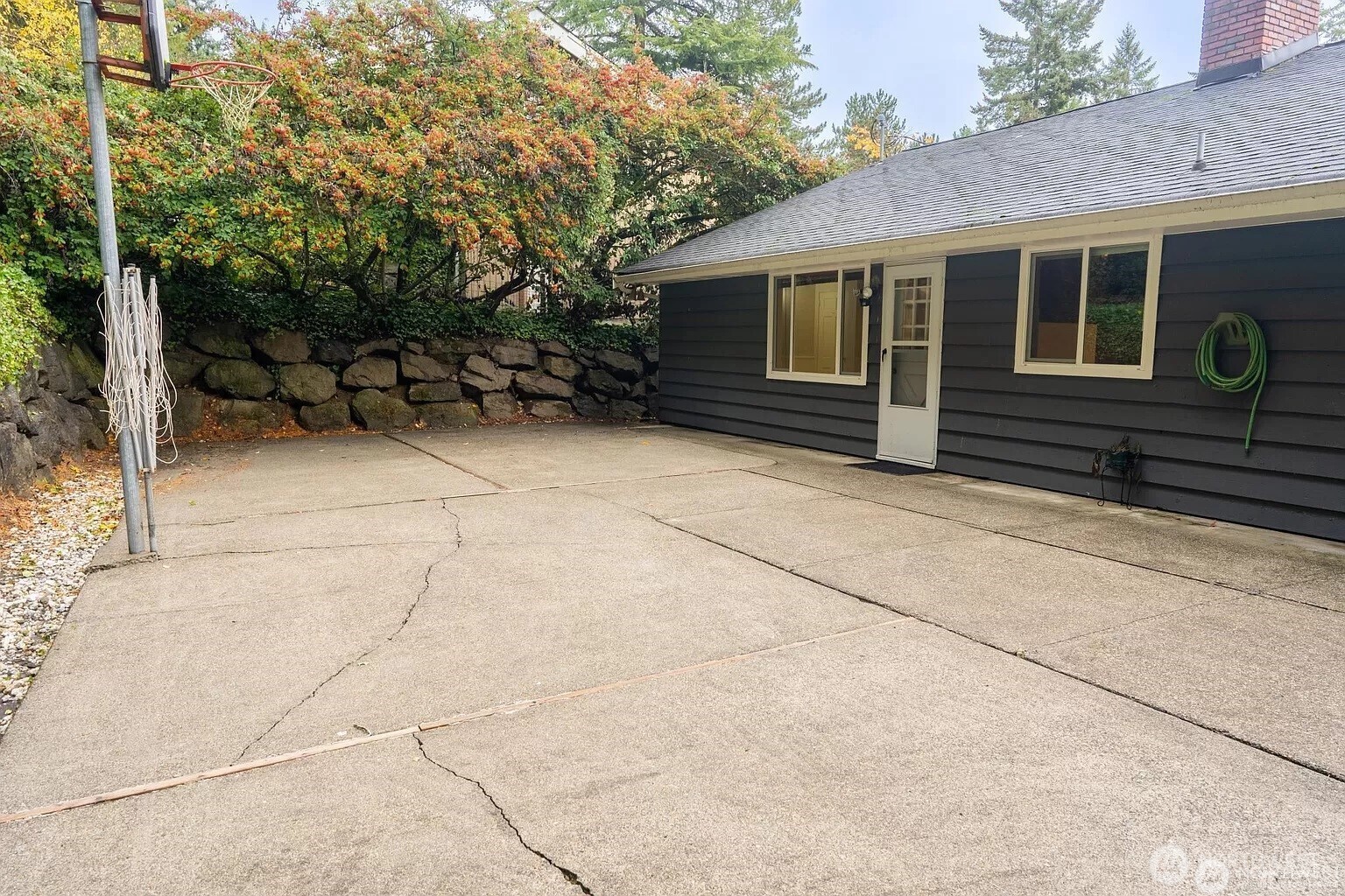 233 130th Avenue NE, Bellevue, WA 98005