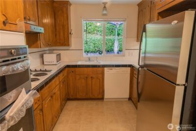 233 130th Avenue NE, Bellevue, WA 98005 - Photo 6
