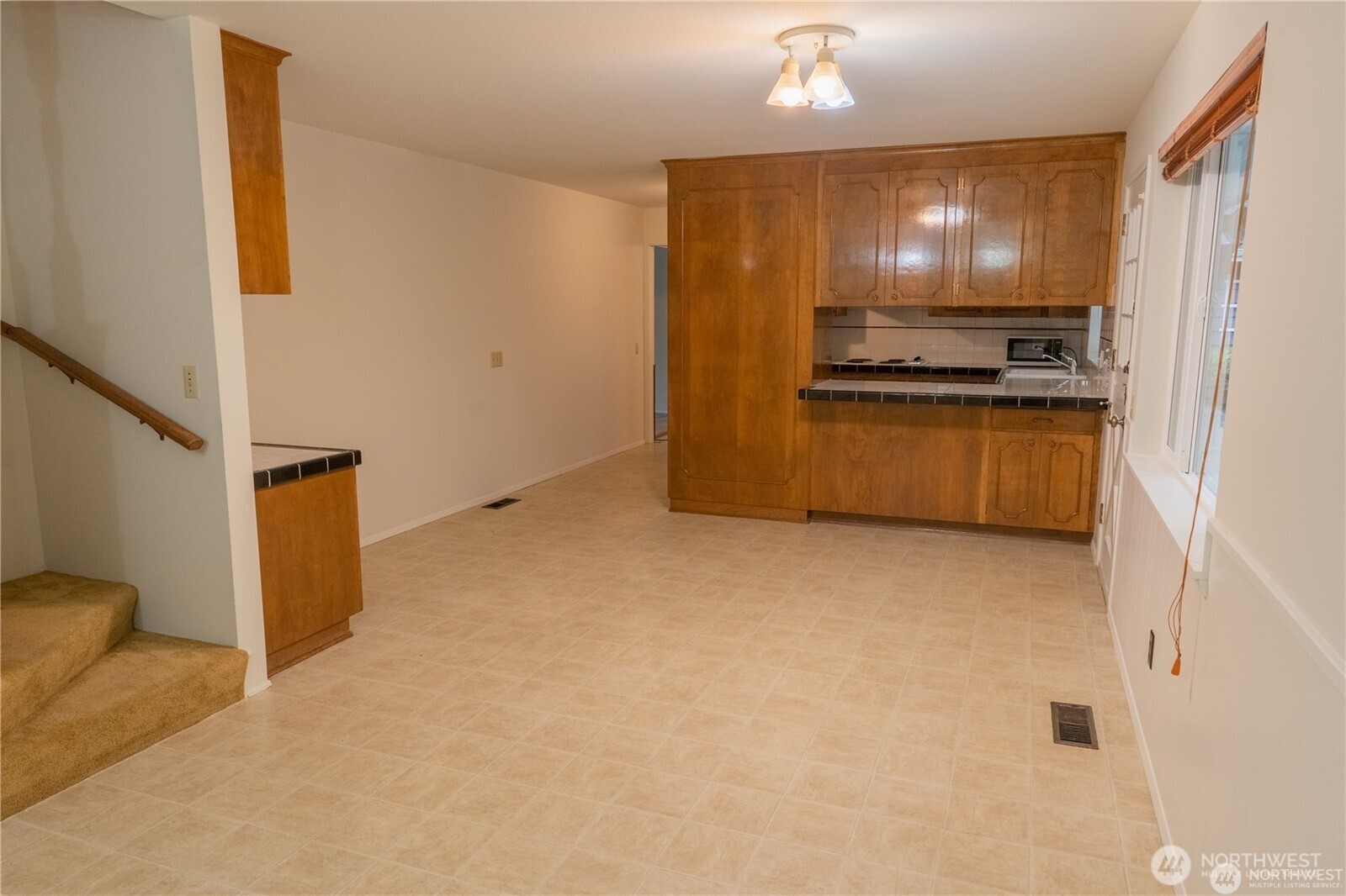 233 130th Avenue NE, Bellevue, WA 98005