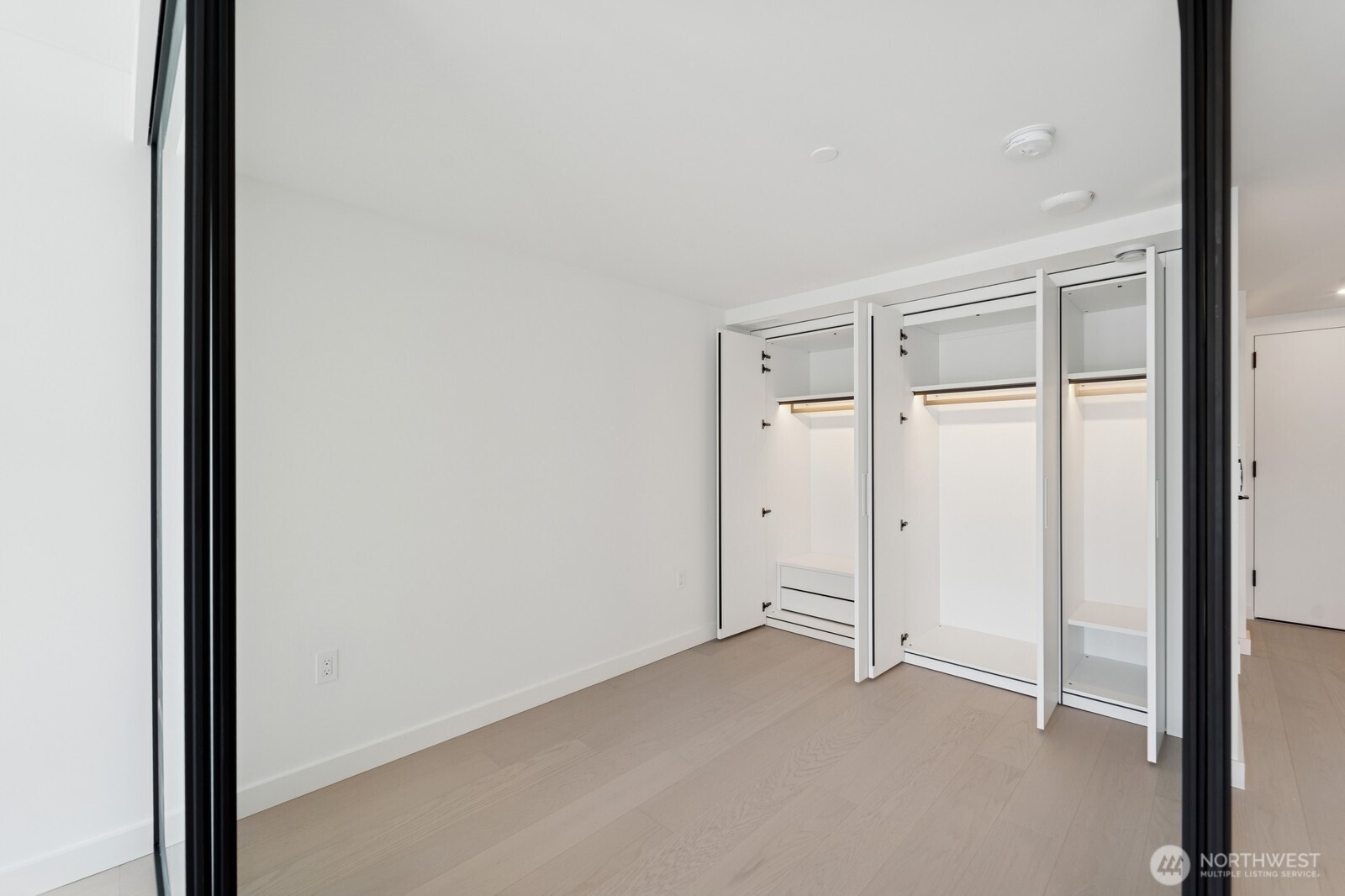 300 Virginia Street #1107, Seattle, WA 98121
