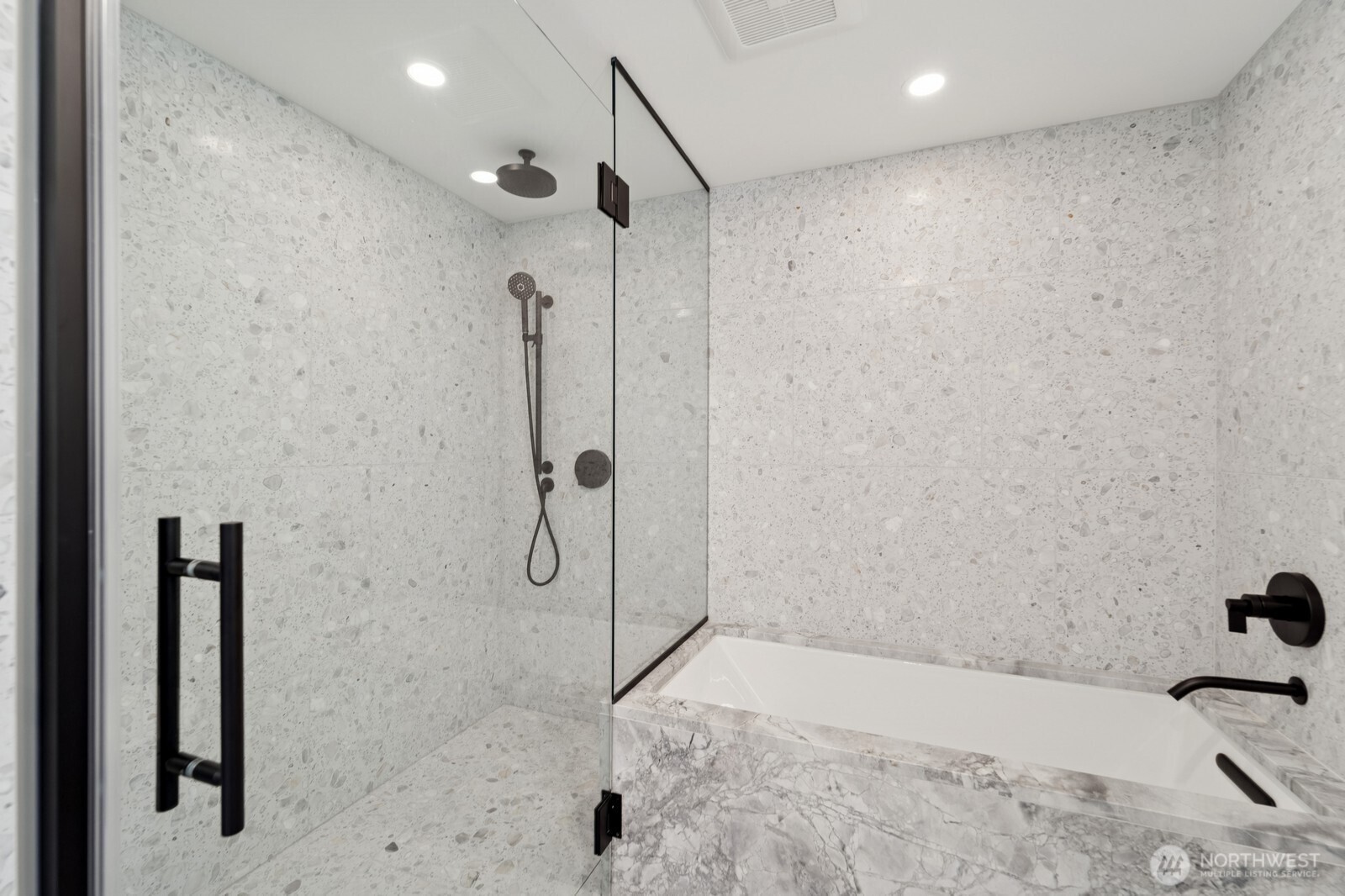 300 Virginia Street #1107, Seattle, WA 98121