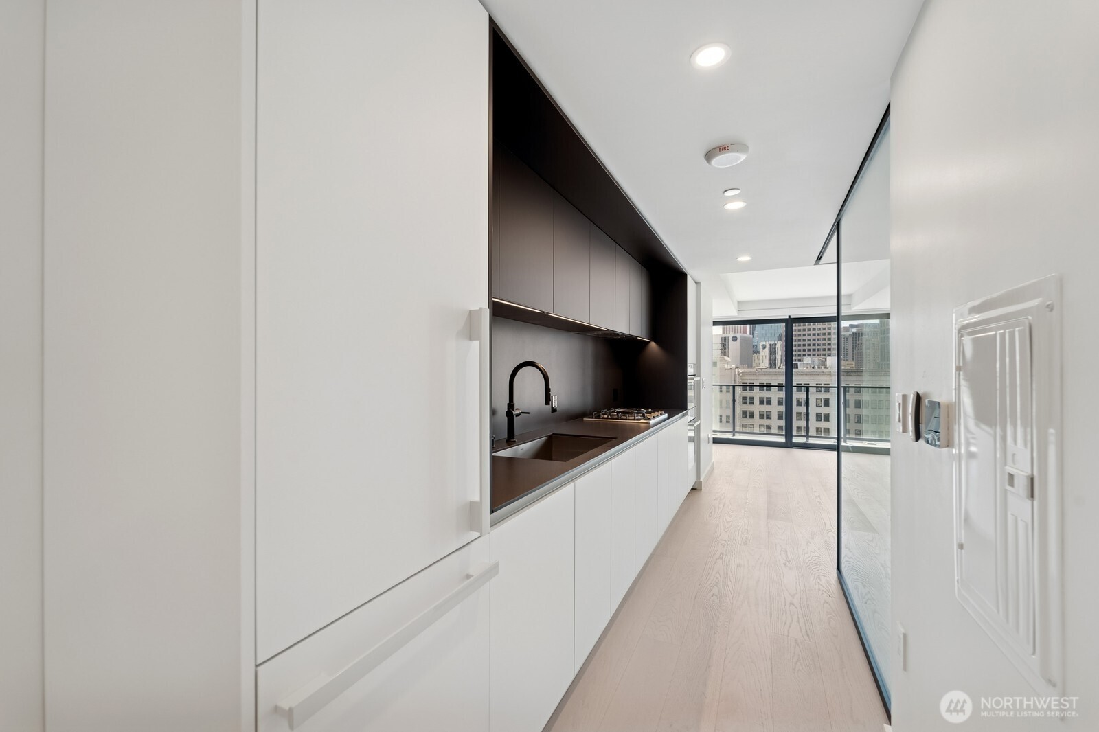 300 Virginia Street #1107, Seattle, WA 98121