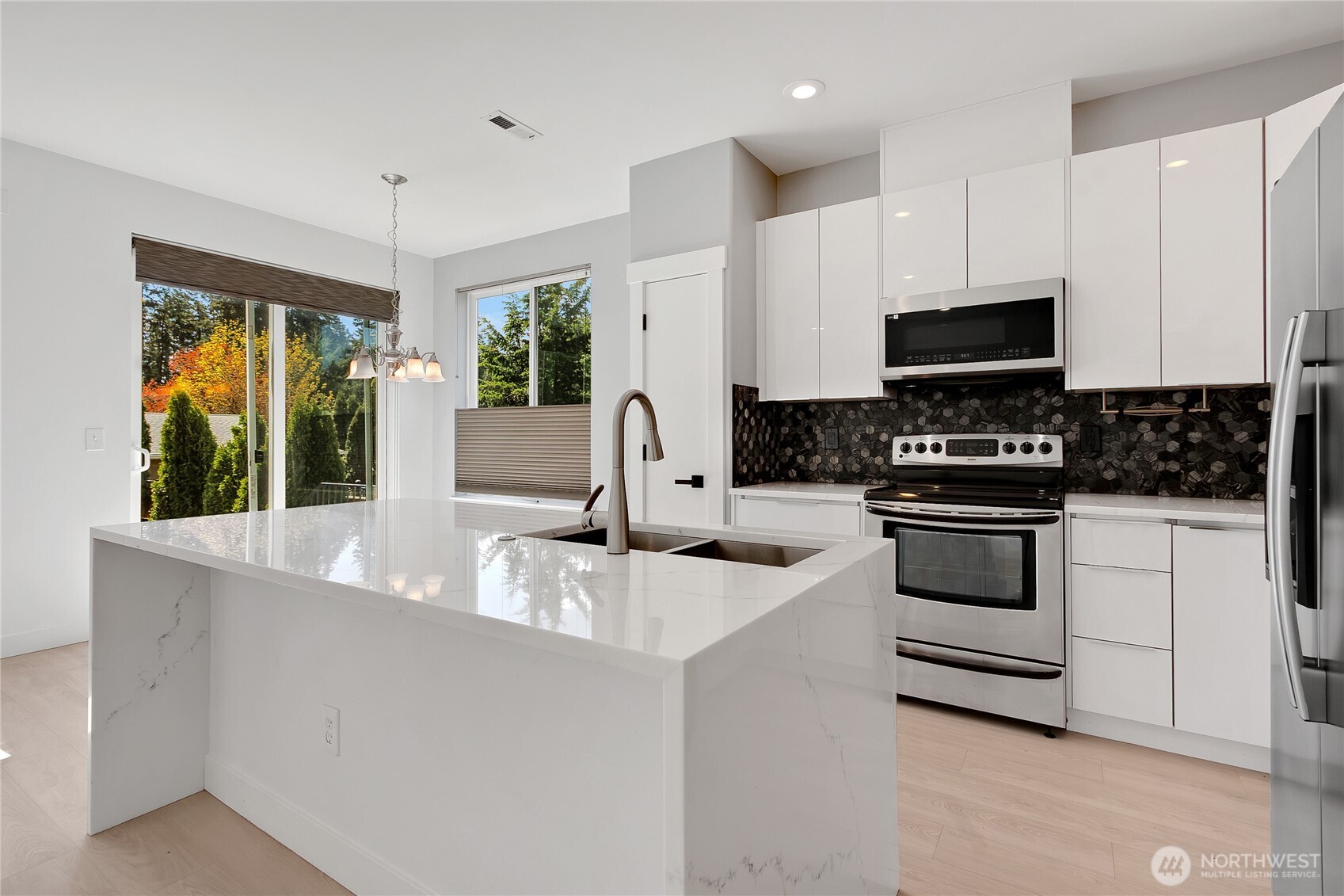 21501 104th Street Ct E, Bonney Lake, WA 98391
