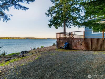 727 E Stretch Island Road S, Grapeview, WA 98546 - Photo 11