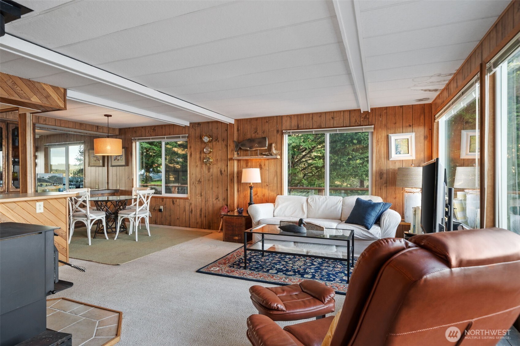 727 E Stretch Island Road S, Grapeview, WA 98546