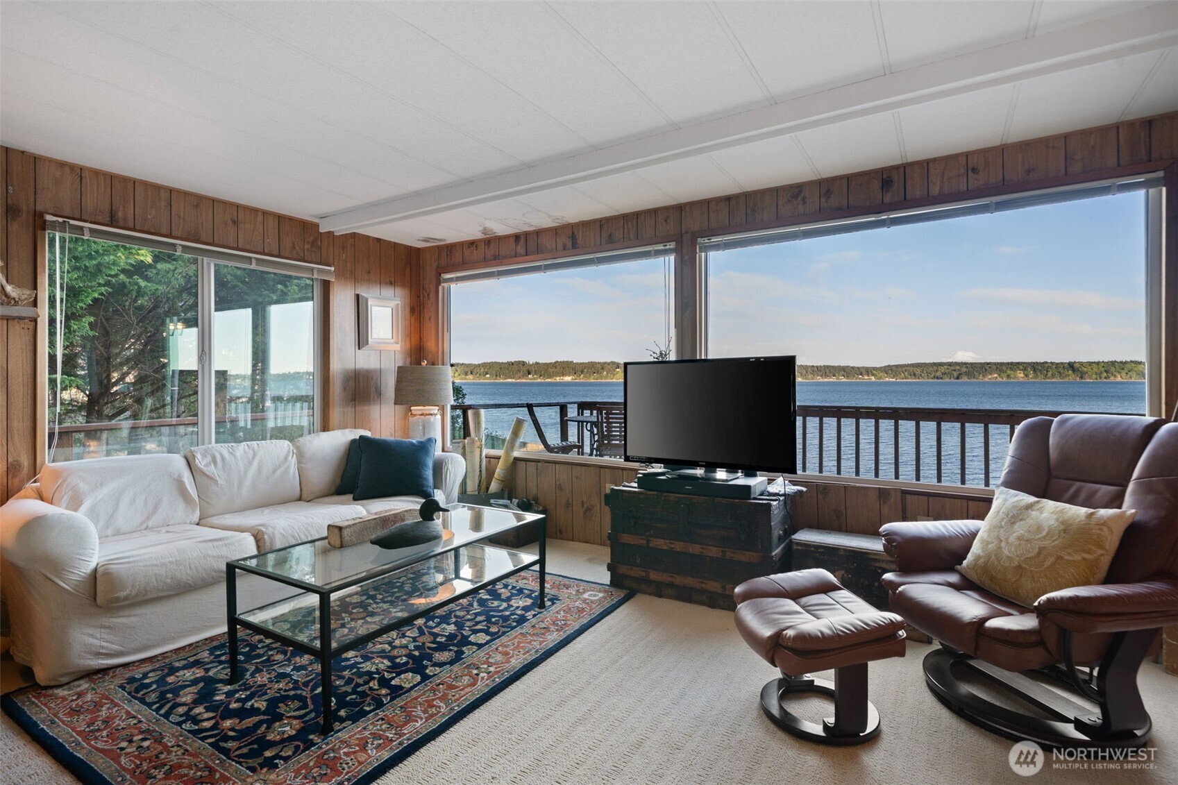 727 E Stretch Island Road S, Grapeview, WA 98546