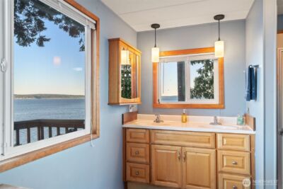727 E Stretch Island Road S, Grapeview, WA 98546 - Photo 26