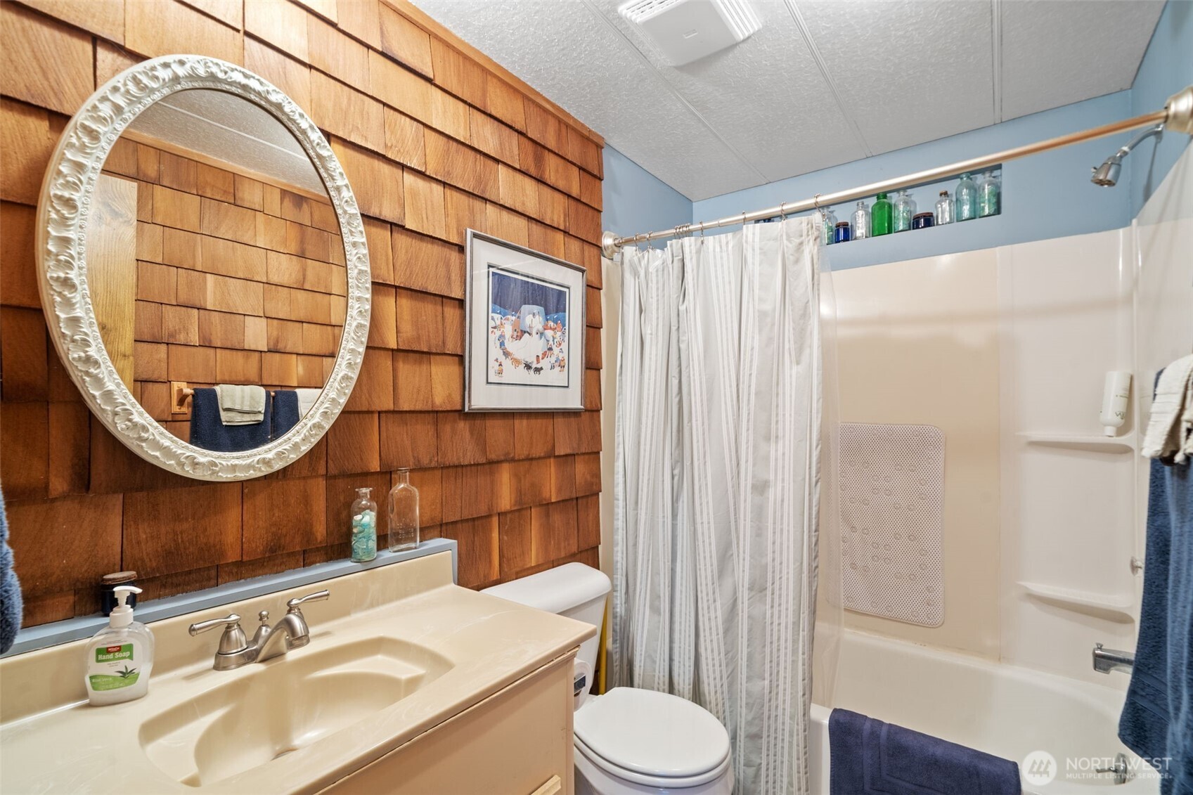 727 E Stretch Island Road S, Grapeview, WA 98546