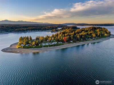 727 E Stretch Island Road S, Grapeview, WA 98546 - Photo 3