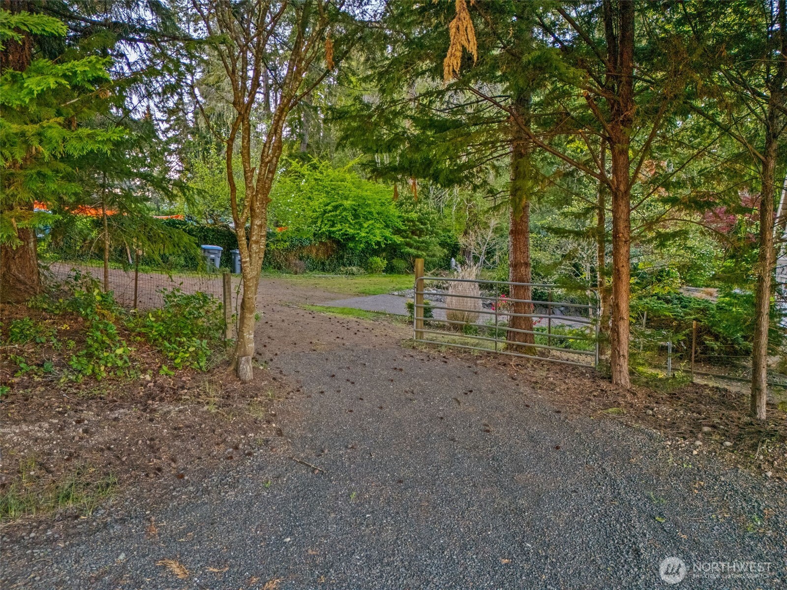 727 E Stretch Island Road S, Grapeview, WA 98546