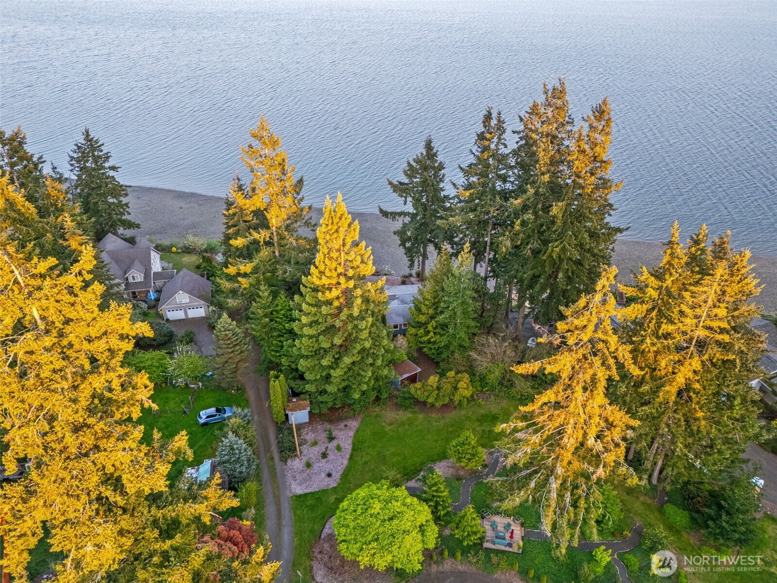 727 E Stretch Island Road S, Grapeview, WA 98546