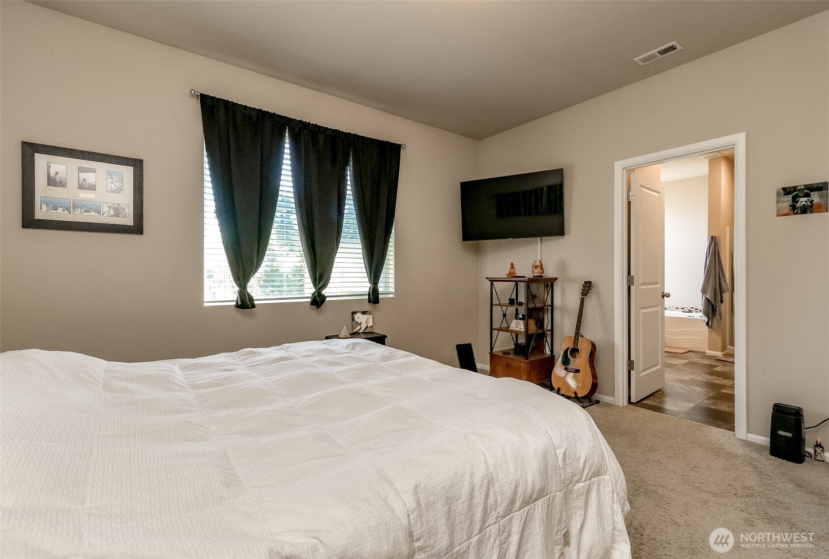 3947 Jett Lane NE, Lacey, WA 98516