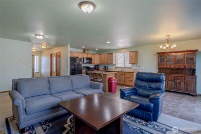 20402 5th Avenue Ct E, Spanaway, WA 98387-7825 - Photo 13