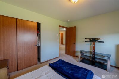 20402 5th Avenue Ct E, Spanaway, WA 98387-7825 - Photo 16