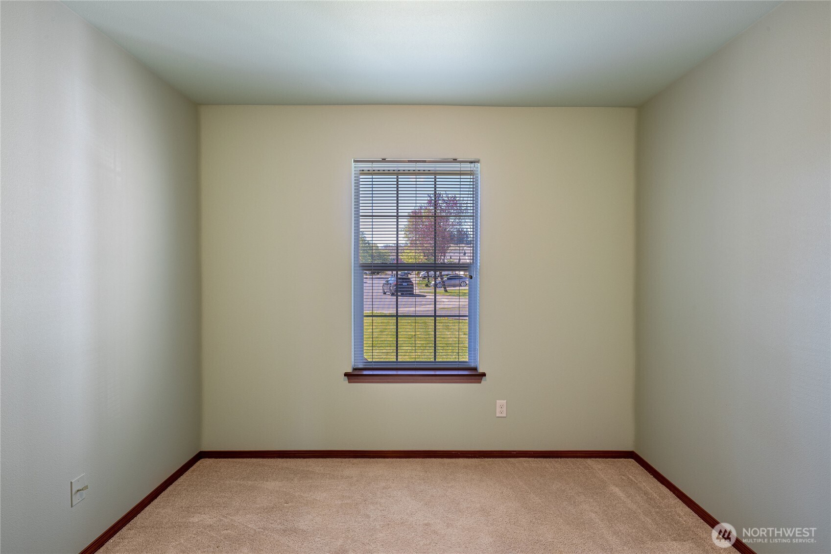 20402 5th Avenue Ct E, Spanaway, WA 98387-7825