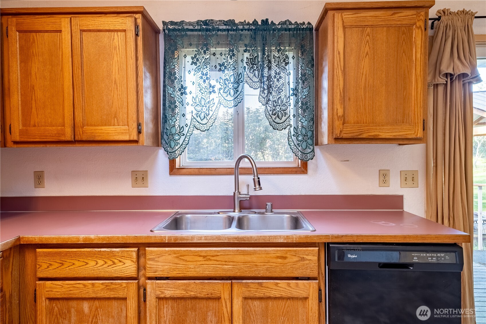 4587 Siesta Place Place , Oak Harbor, WA 98277