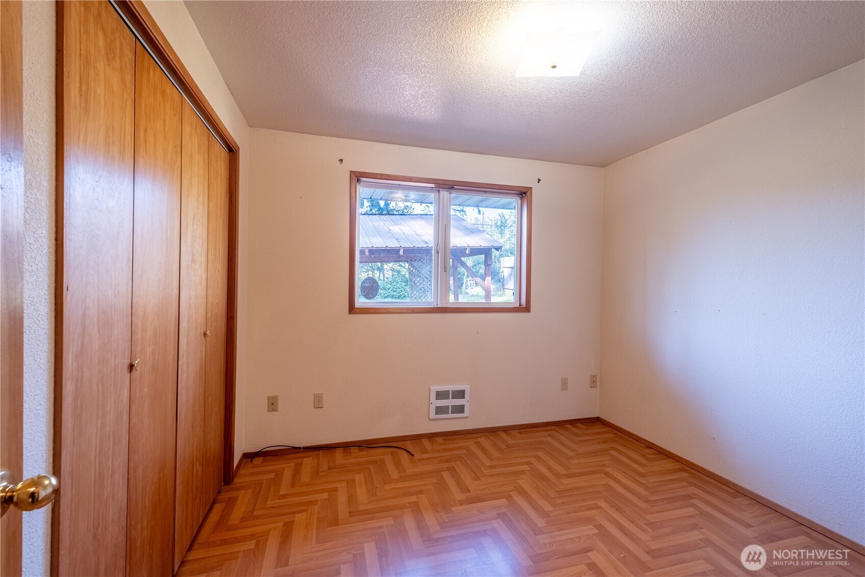 4587 Siesta Place Place , Oak Harbor, WA 98277