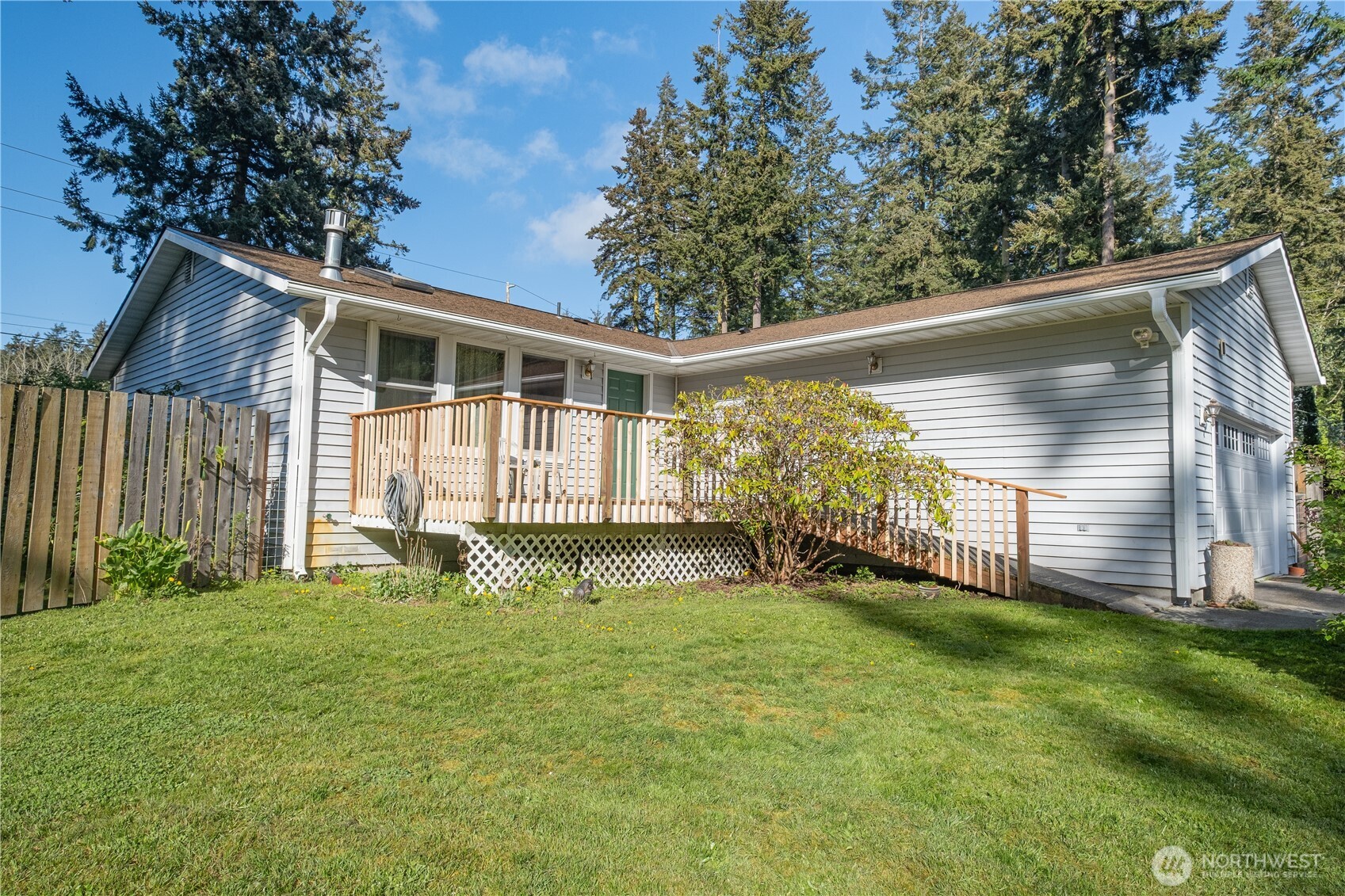 4587 Siesta Place Place , Oak Harbor, WA 98277