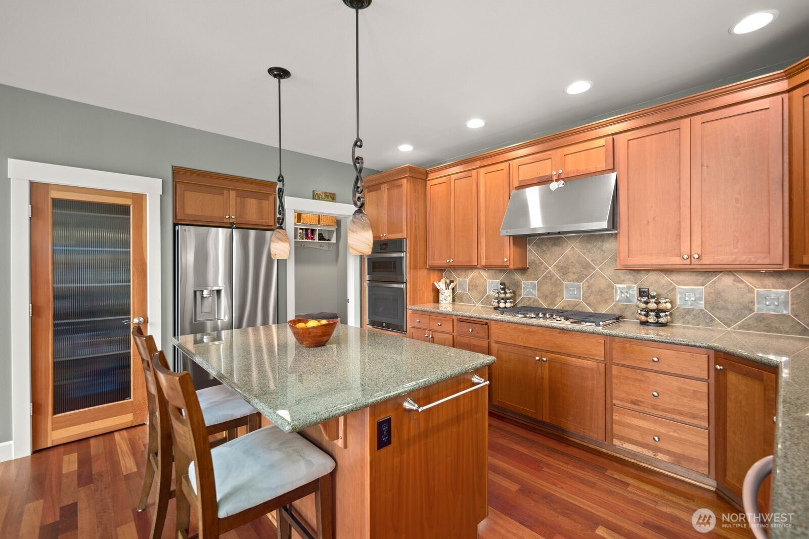 6602 93rd Street Ct NW, Gig Harbor, WA 98332