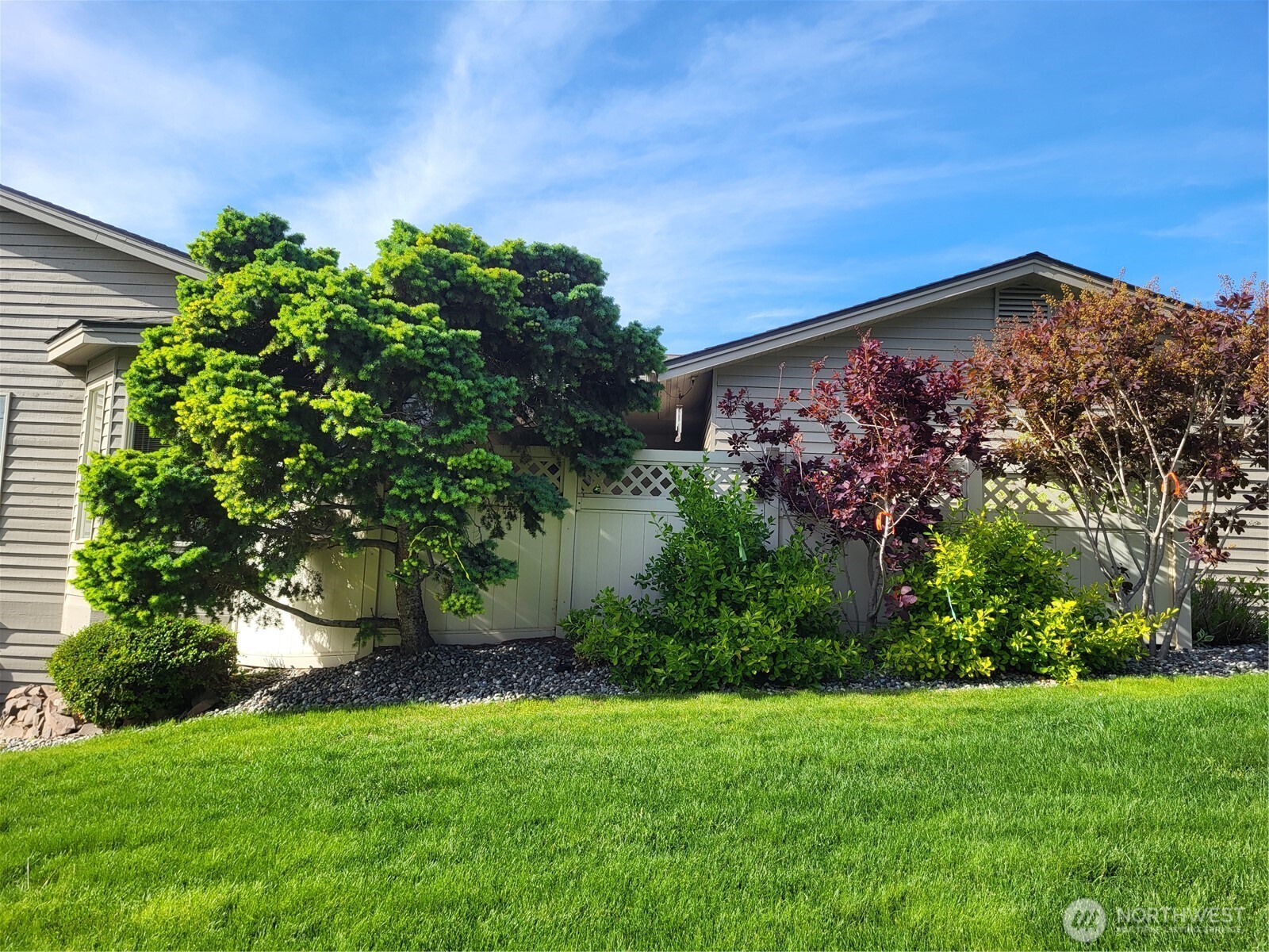 351 19th Street NE #26, East Wenatchee, WA 98802