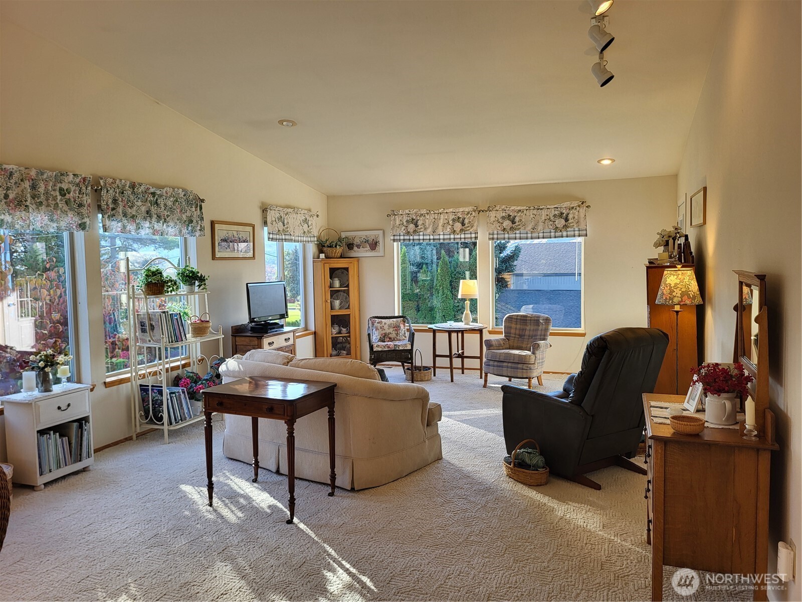 351 19th Street NE #26, East Wenatchee, WA 98802