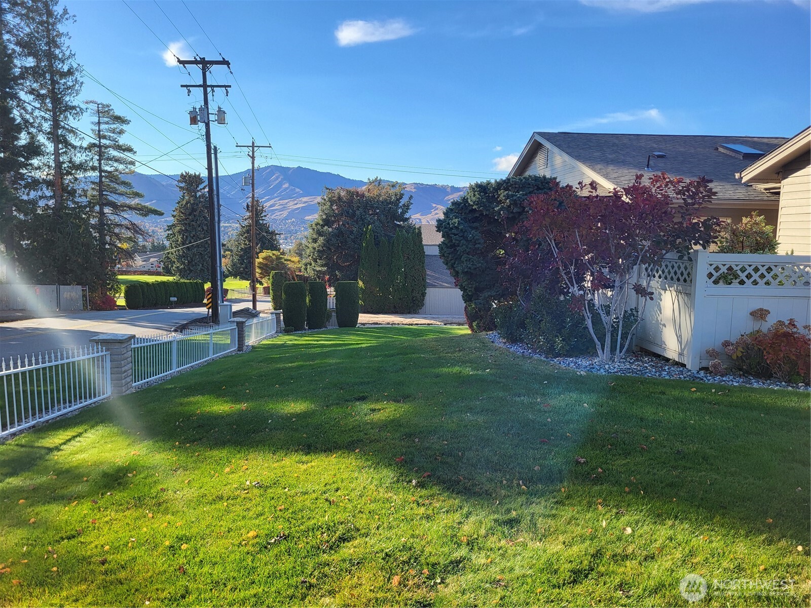 351 19th Street NE #26, East Wenatchee, WA 98802